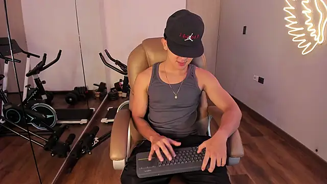  TaylorBlack online show from 05-24-26, 11:37