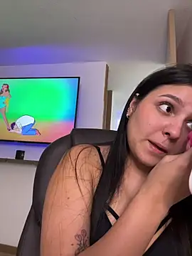 Camila sanchez25 online show from 05-27-26, 08:06