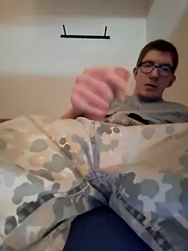 Pascalx31 online show from 12-19-25, 02:02