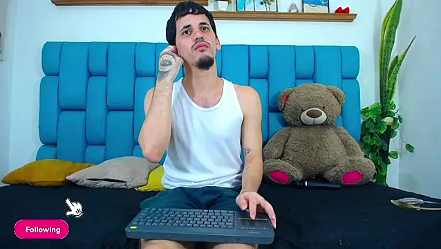 boy Dirty X online show from 04-19-26, 05:18