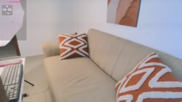 Snapshot of TinyCherryy chatting on 01-11-26, 03:28 TinyCherryy online show from 01-11-26, 03:28
