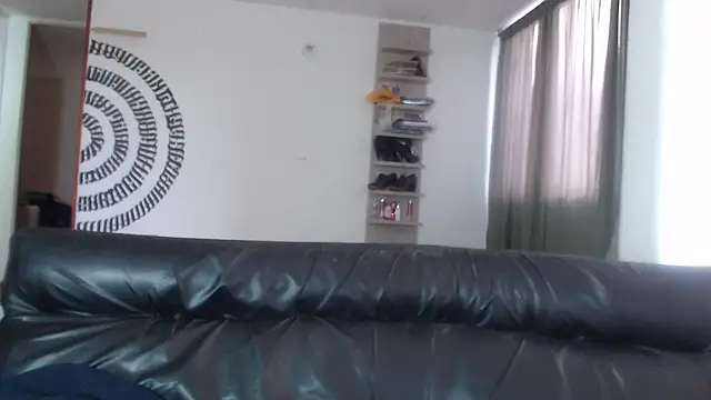 Snapshot of BeautyYoungblond chatting on 07-15-26, 10:04 BeautyYoungblond online show from 07-15-26, 10:04