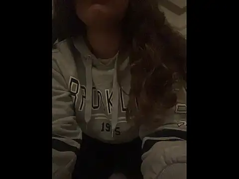 LiaCuti online show from 02-08-26, 03:54