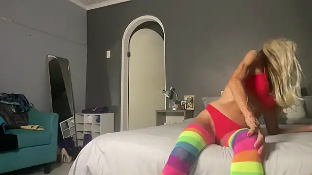 siennadiamond online show from 02-03-26, 01:26