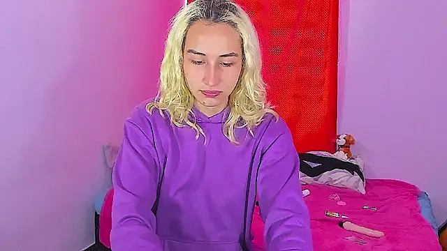 Elis-Darling online show from 01-14-26, 05:07