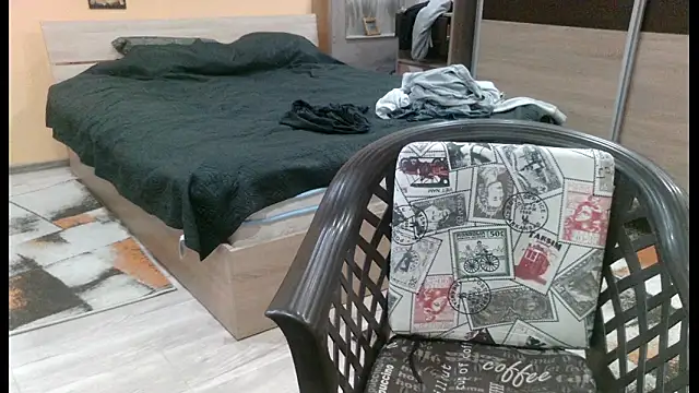 alieninhumanbody1 online show from 01-14-26, 02:28