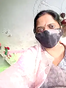 DIRTY-MOMS online show from 12-23-25, 07:06