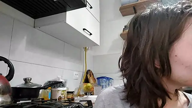 VelmaMaasch online show from 02-12-26, 05:24