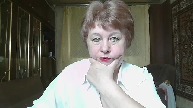 Snapshot of Casey_peach chatting on 06-27-26, 04:28 Casey peach online show from 06-27-26, 04:28