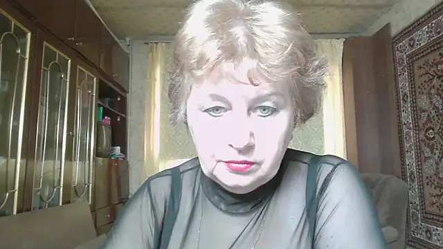 Snapshot of Casey_peach chatting on 07-20-26, 06:49 Casey peach online show from 07-20-26, 06:49