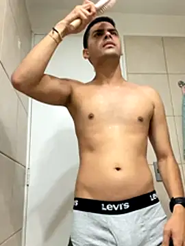 HotWhisper22 online show from 12-17-25, 02:06