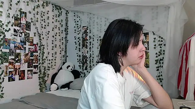 DeerMiracle online show from 01-16-26, 03:10