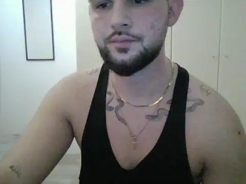 LunaFoxTip online show from 12-17-25, 08:26