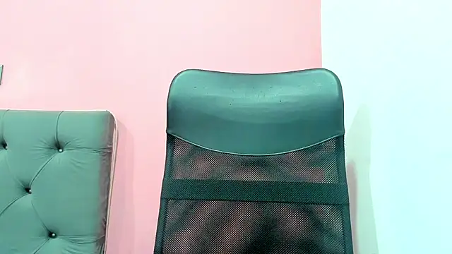 ariloe quintero online show from 04-12-26, 01:05