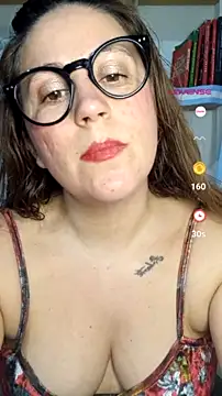 Snapshot of SofiEsteves chatting on 07-18-26, 04:44 SofiEsteves online show from 07-18-26, 04:44