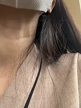 Snapshot of bi_biii chatting on 02-13-26, 03:57 bi biii online show from 02-13-26, 03:57