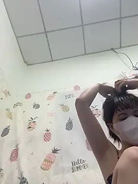 Snapshot of bi_biii chatting on 02-26-26, 10:47 bi biii online show from 02-26-26, 10:47