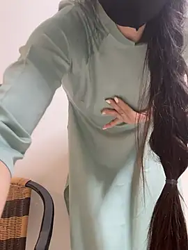 Snapshot of bi_biii chatting on 03-31-26, 03:12 bi biii online show from 03-31-26, 03:12