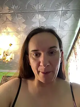 Snapshot of HarychaLysichka chatting on 06-20-26, 10:51 HarychaLysichka online show from 06-20-26, 10:51