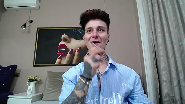 Snapshot of KennyXSX chatting on 06-17-26, 11:34 KennyXSX online show from 06-17-26, 11:34