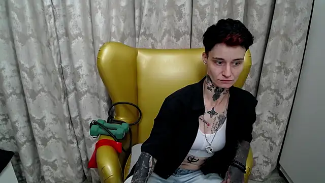 Snapshot of KennyXSX chatting on 07-13-26, 01:58 KennyXSX online show from 07-13-26, 01:58