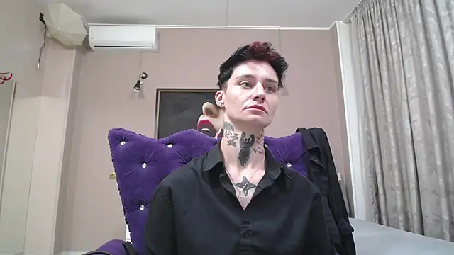Snapshot of KennyXSX chatting on 07-16-26, 01:39 KennyXSX online show from 07-16-26, 01:39
