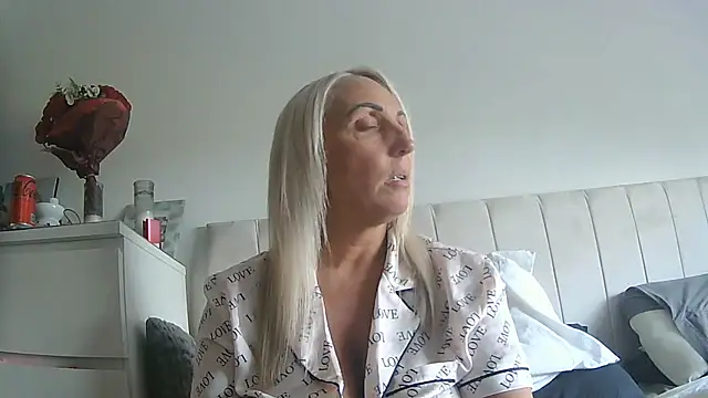 theblondecocklover online show from 06-17-26, 07:04