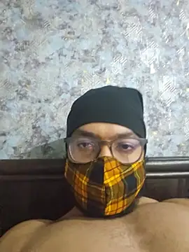 Snapshot of NunnuLelo chatting on 06-17-26, 10:54 NunnuLelo online show from 06-17-26, 10:54