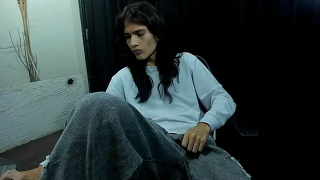 StarCrow19 online show from 12-18-25, 08:26