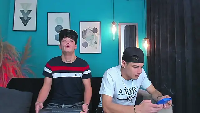 Oficial KingOfHeavens online show from 01-12-26, 09:09