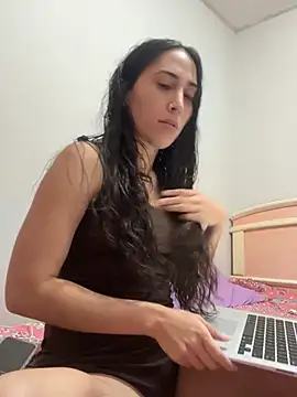 Snapshot of LatinDoll8 chatting on 06-28-26, 12:16 LatinDoll8 online show from 06-28-26, 12:16