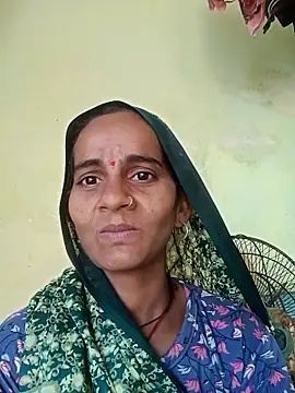 Snapshot of Khusbu77A chatting on 12-20-25, 03:57 Khusbu77A online show from 12-20-25, 03:57