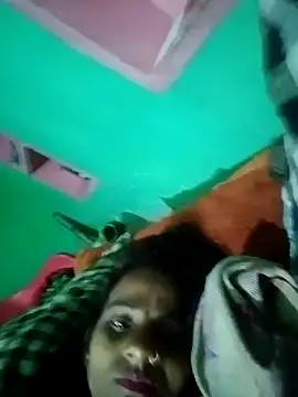 Snapshot of Khusbu77A chatting on 12-23-25, 01:03 Khusbu77A online show from 12-23-25, 01:03