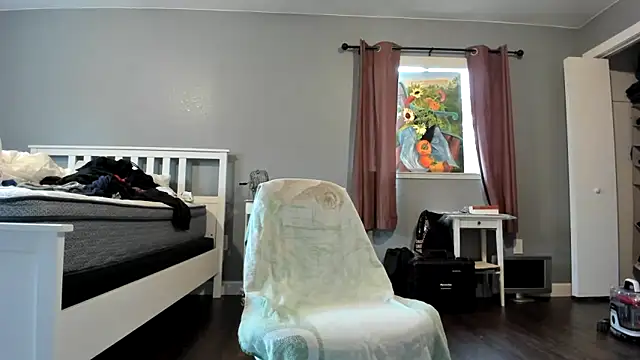 Snapshot of Studmuffin4you chatting on 04-01-26, 03:53 Studmuffin4you online show from 04-01-26, 03:53
