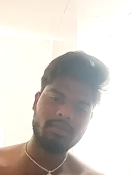 Snapshot of Anji8639 chatting on 06-20-26, 03:53 Anji8639 online show from 06-20-26, 03:53