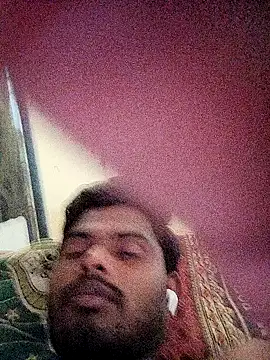 Snapshot of Anji8639 chatting on 07-11-26, 10:18 Anji8639 online show from 07-11-26, 10:18