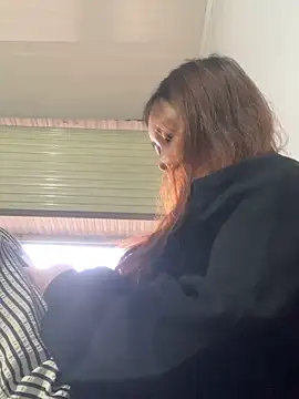 Baby Bi online show from 12-17-25, 09:37