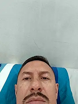 L hotcream online show from 04-15-26, 12:50