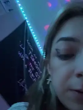 tiki lol online show from 12-18-25, 06:19