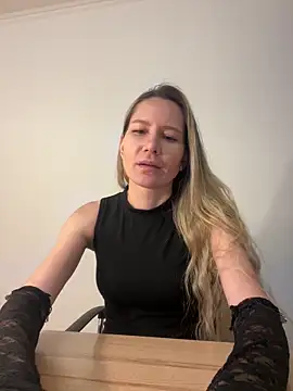 1Moonlight1 online show from 02-06-26, 08:01