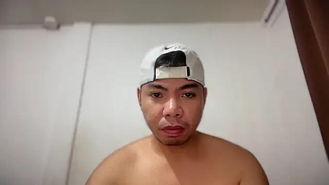 Snapshot of chubbybear_08 chatting on 02-13-26, 04:41 chubbybear 08 online show from 02-13-26, 04:41