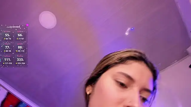 Violet Blazee online show from 01-18-26, 12:09