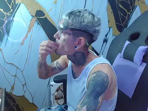 Boy tatto77 online show from 02-12-26, 06:47