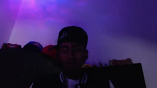 Snapshot of negrito_sexxxo chatting on 02-19-26, 03:24 negrito sexxxo online show from 02-19-26, 03:24