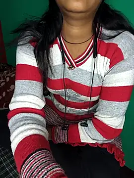 QWEEN7B online show from 12-20-25, 01:51