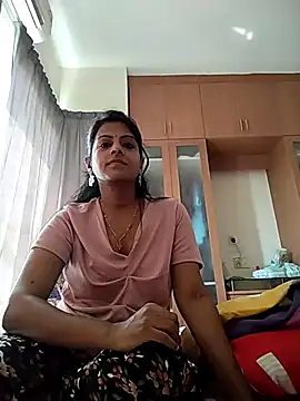 Snapshot of smallrainbow35 chatting on 05-05-26, 03:14 smallrainbow35 online show from 05-05-26, 03:14
