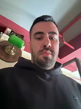 Snapshot of XhotLatte chatting on 03-08-26, 12:31 XhotLatte online show from 03-08-26, 12:31