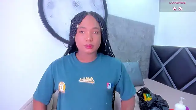 Snapshot of Harmony-01 chatting on 02-09-26, 07:40 Harmony-01 online show from 02-09-26, 07:40