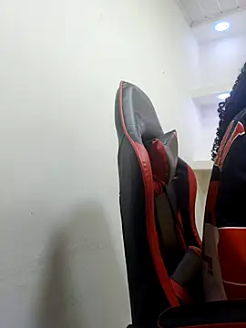 dolly boob online show from 02-12-26, 04:18