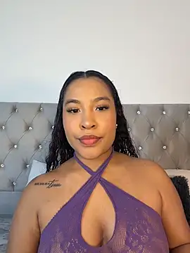 izzybelmonth12 online show from 03-16-26, 08:13